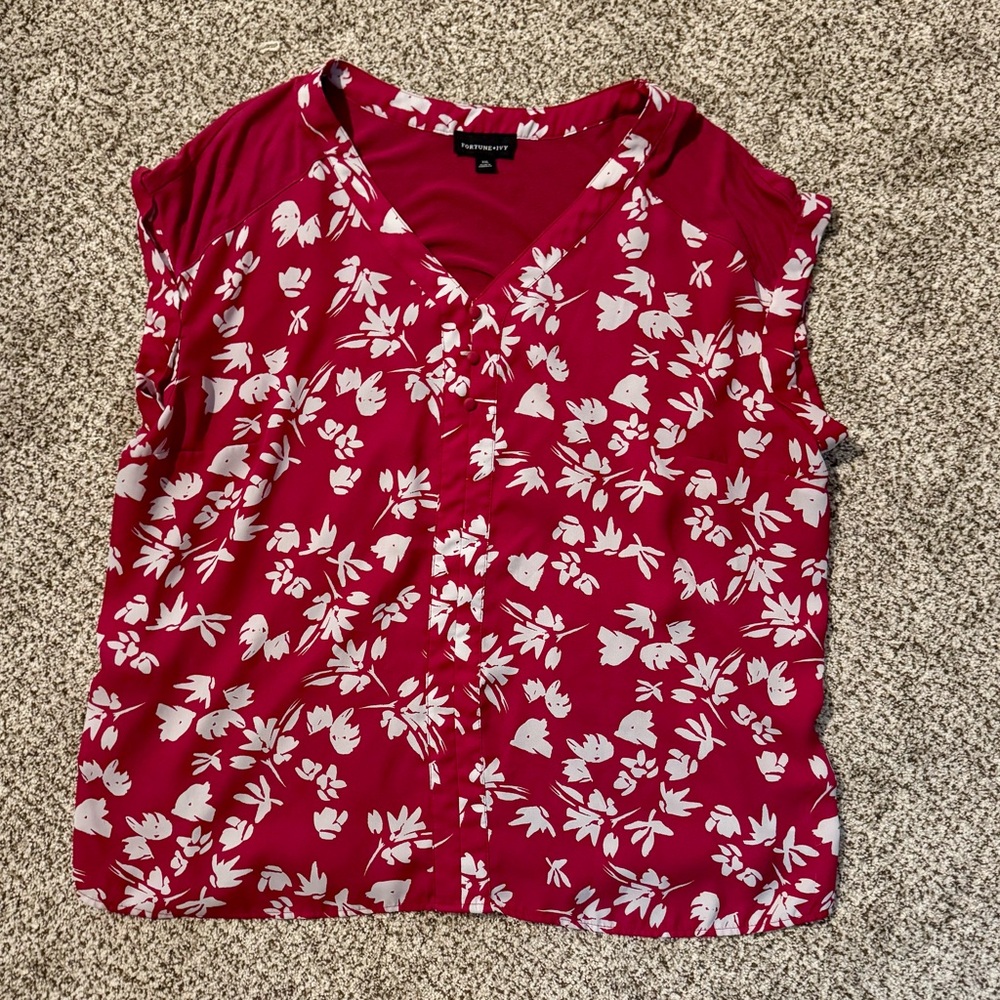 Women's Red Floral Top